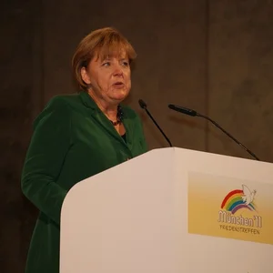 Über globale Identität mit Angela Merkel
